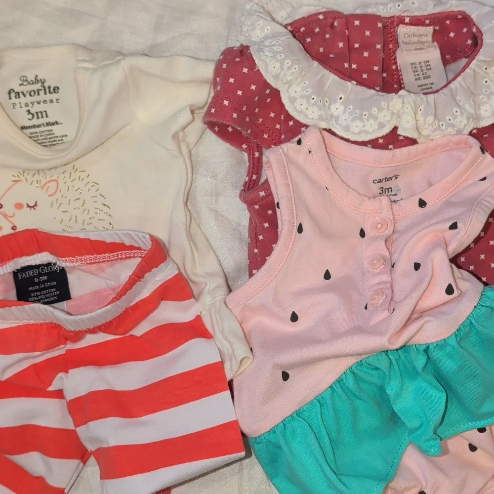 Baby Girl (0-3 Mo.) Summer Lot (26 PCs) Mostly New Carter's 2 